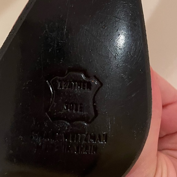 stuart Weitzman real red patent leather heels - Picture 3 of 3